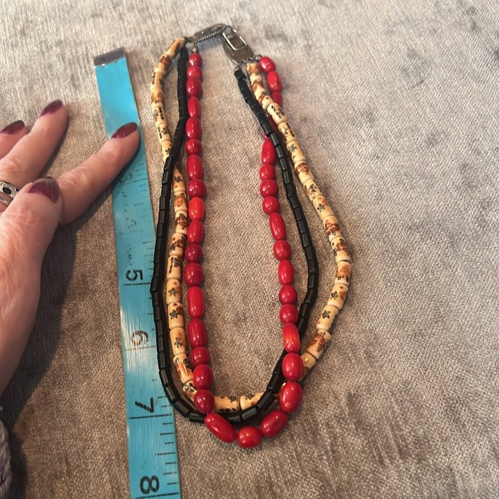Vintage red  and Cream Multi-Strand Beaded Necklace - Picture 2 of 6